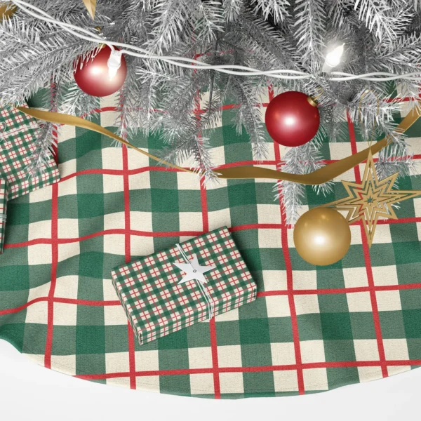 Close-up of the forest green, sage and cream gingham boxed by thin scarlet lines